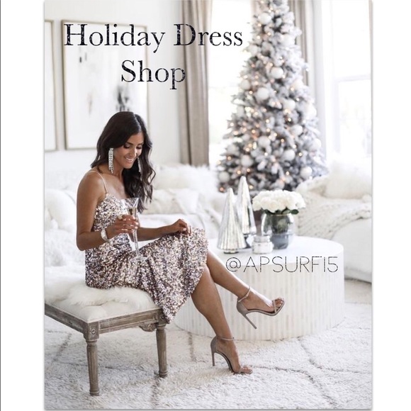 Holiday dresses for every occasion🎄🎁🩷👗 - Picture 1 of 5